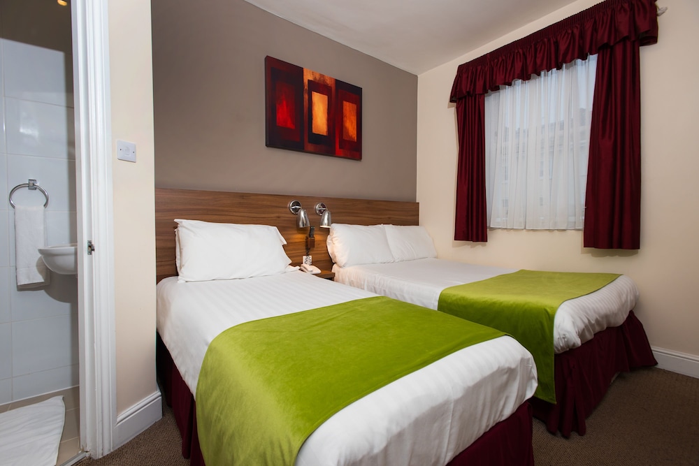 Comfort Triple Room photo 2