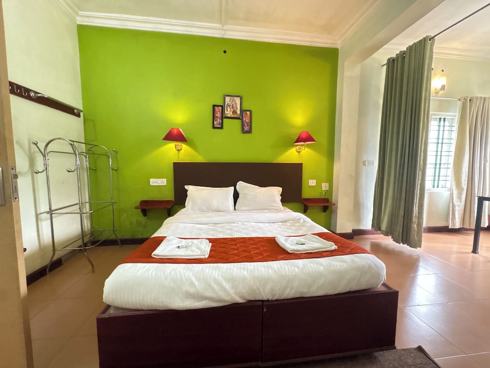 Triple Room, Valley View