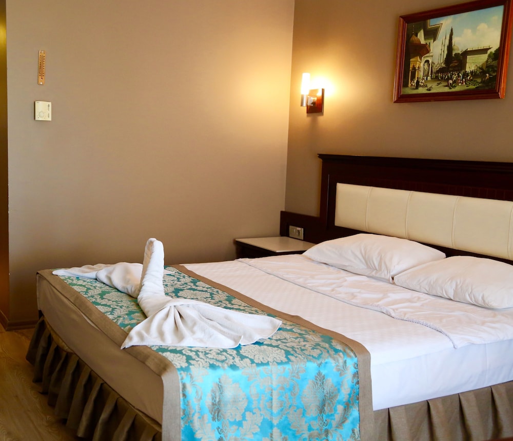 Deluxe Double Room, 1 Double Bed, Sea View, Sea Facing photo 1