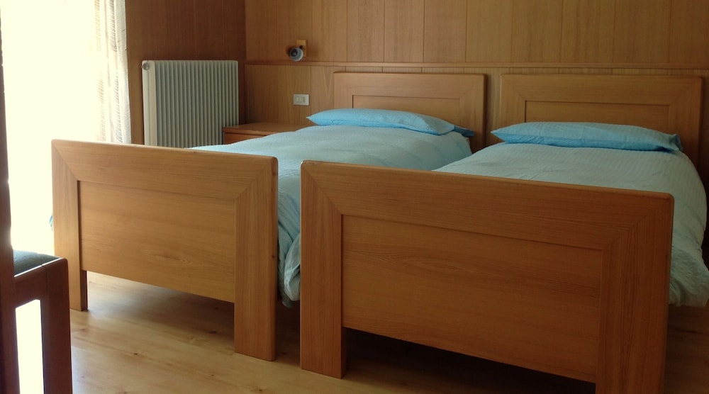 Quadruple Room, Mountain View