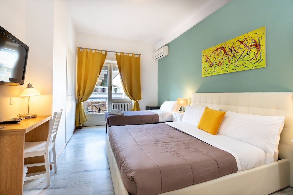 Basic Triple Room