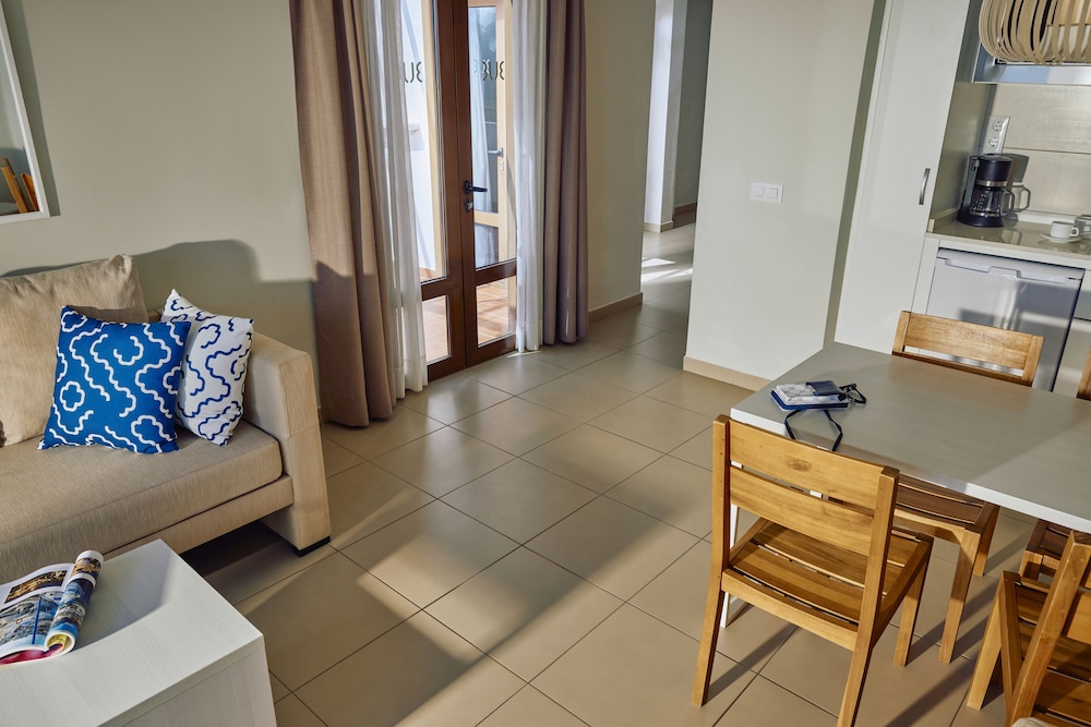 Apartment, 1 Bedroom (2 adults + 1 kid) photo 2