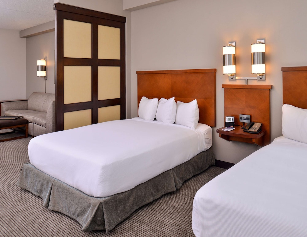 Room, 2 Queen Bed (High floor) - Photo 1