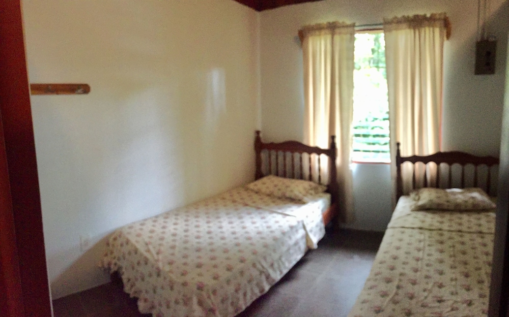 Standard Quadruple Room photo 2