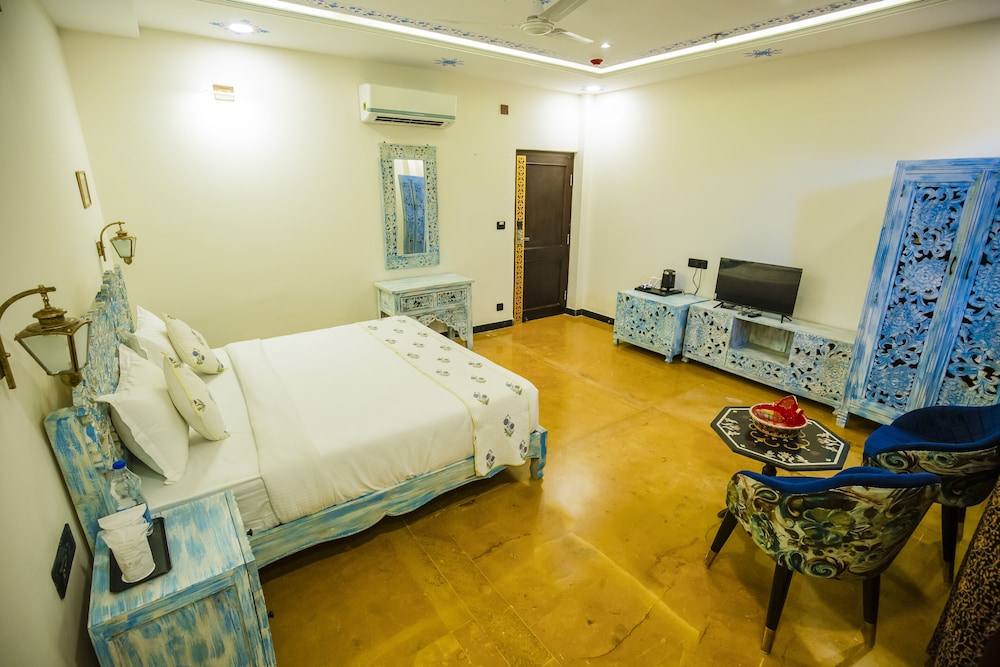 Superior Room - Photo 17