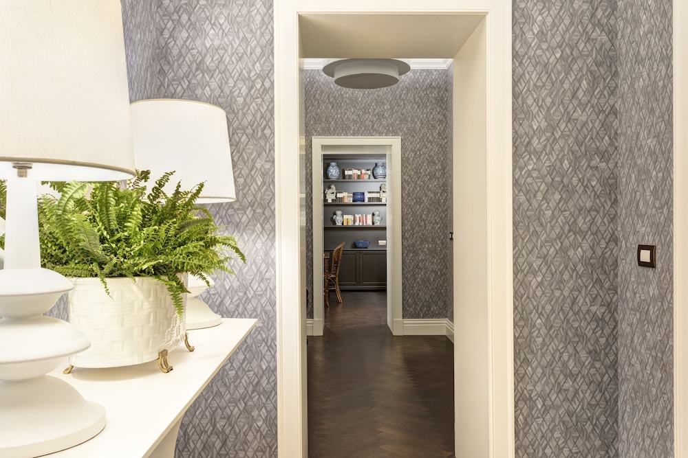 Family Suite (Non Smoking)