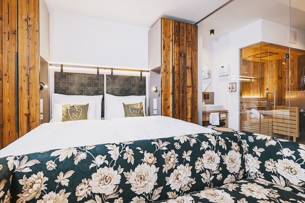 Double Room with Sauna - Photo 1