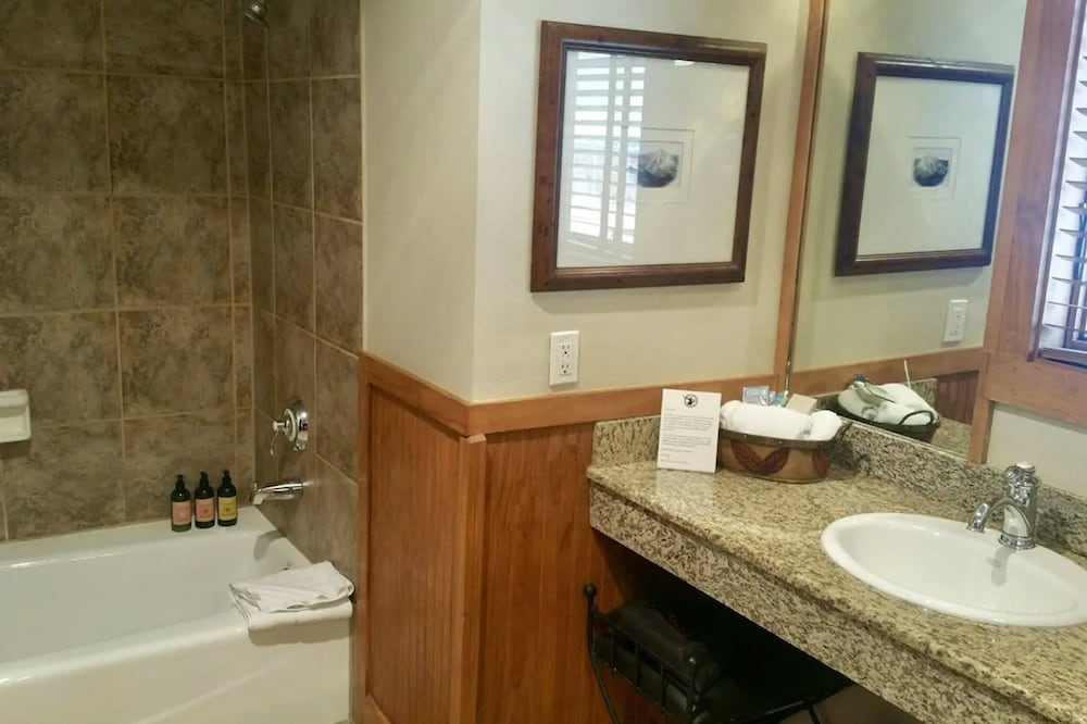 Superior Room, 2 Double Beds - Photo 5