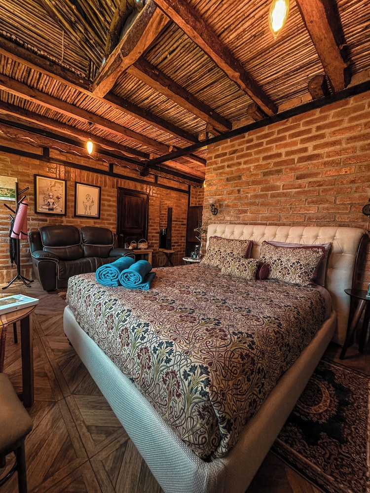 Romantic Suite photo 1