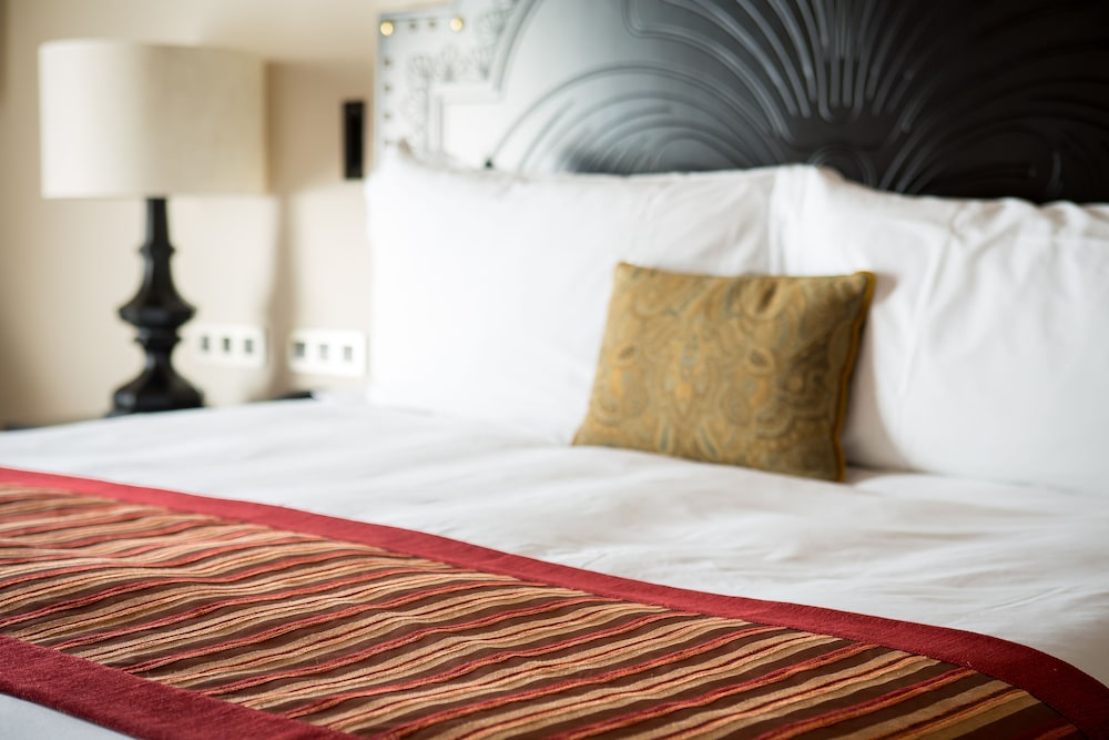 Grand Room, 2 Twin Beds