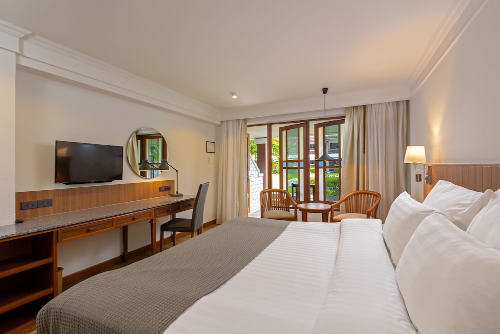 Deluxe Room, Terrace, Ground Floor - Photo 4