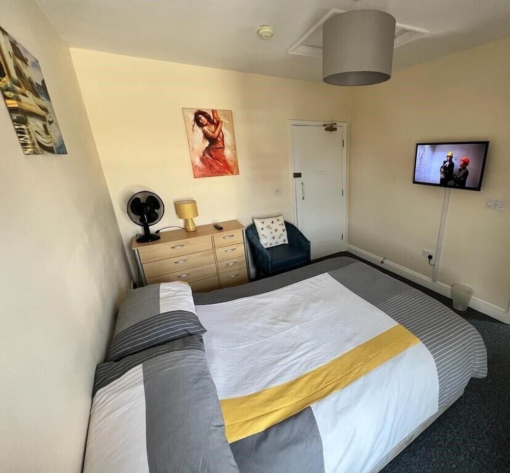 Economy Double Room photo 1