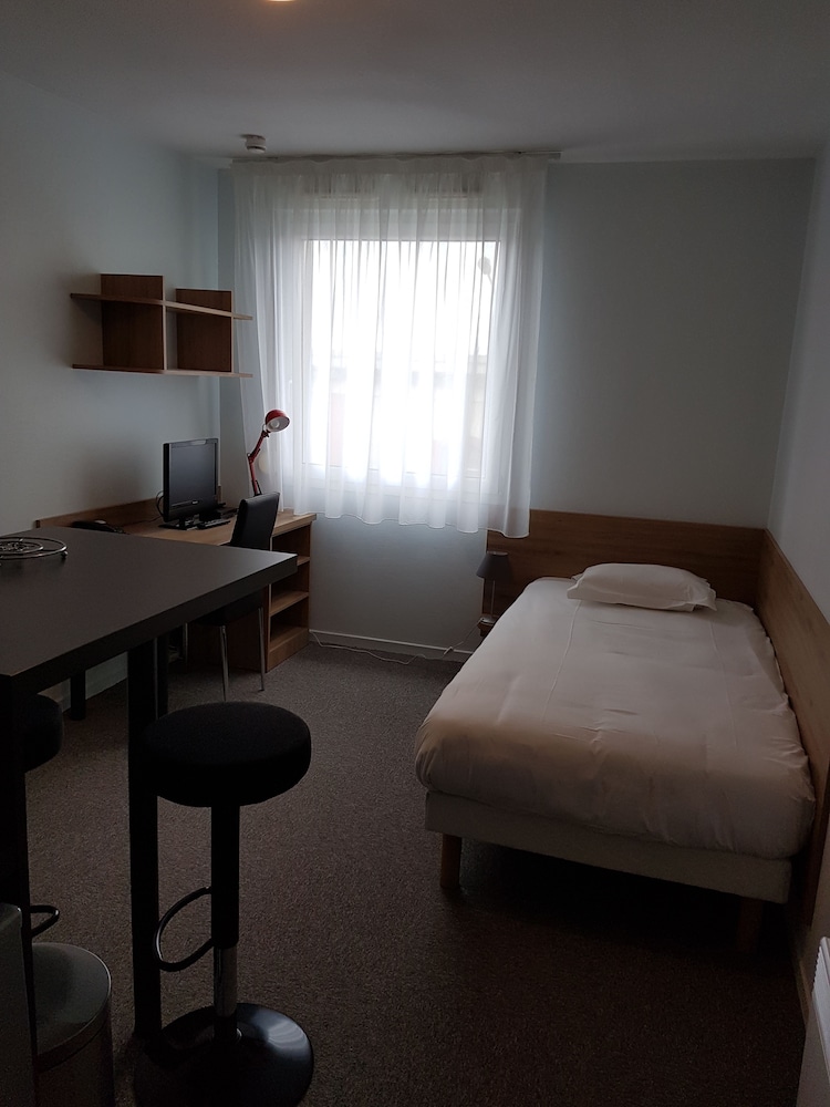 Studio, 1 Twin Bed photo 2