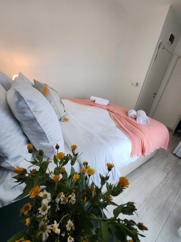 Double Room, Partial Sea View photo 1
