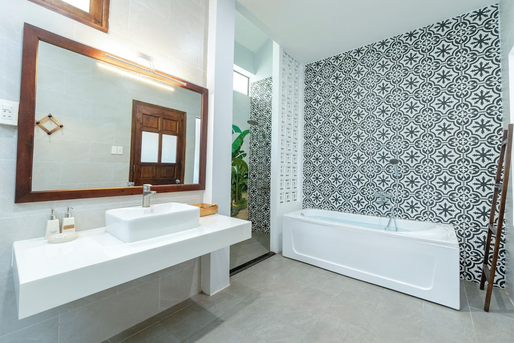 Bungalow, 2 Twin Beds, Pool View - Photo 6