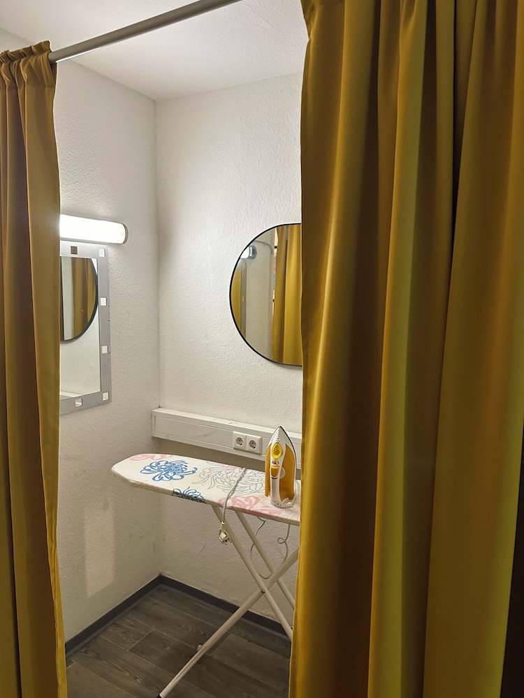 Shared Dormitory, Shared Bathroom (3 Bunk Beds)