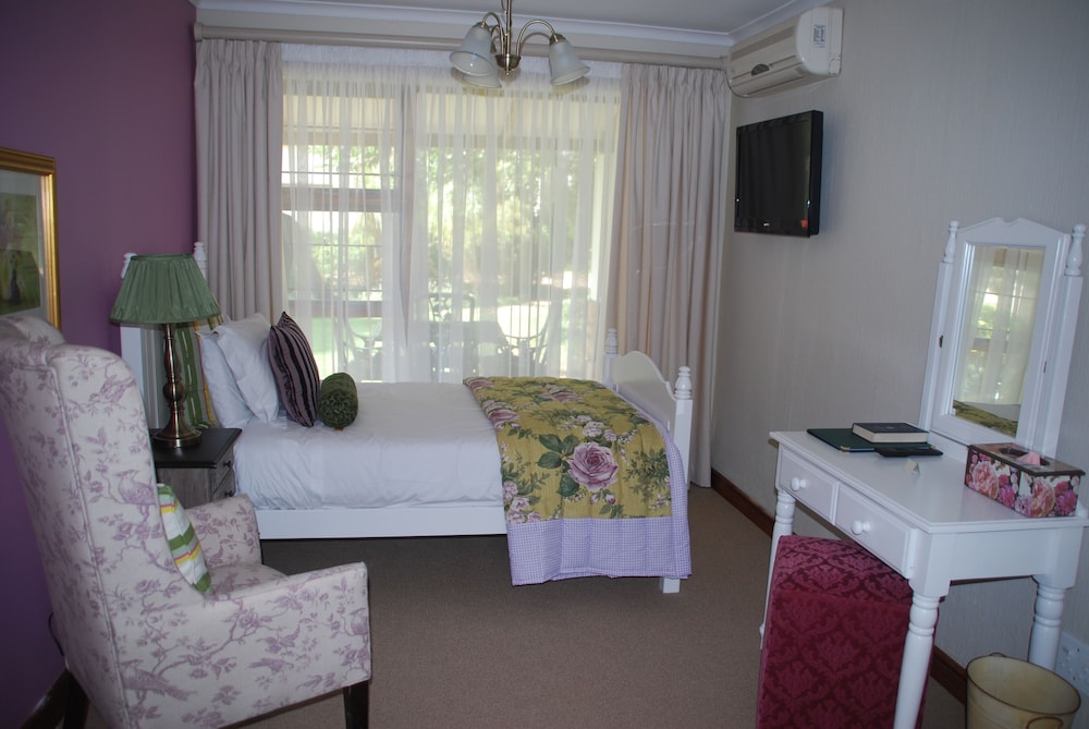 Budget Room
