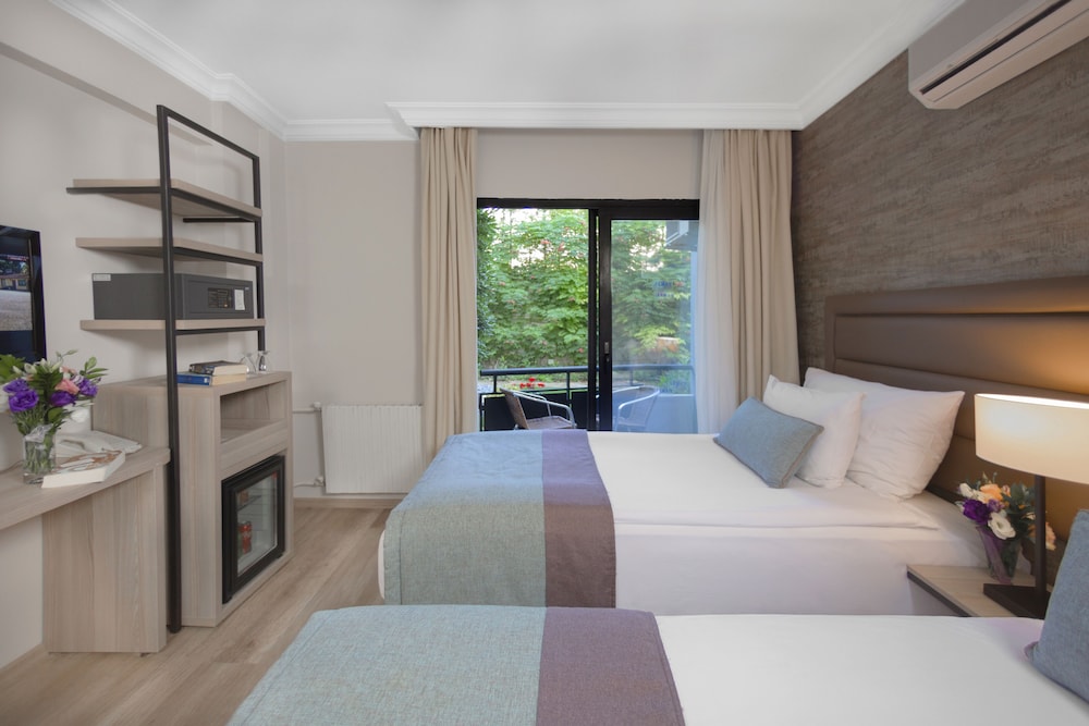 Standard Room, 1 Bedroom photo 2