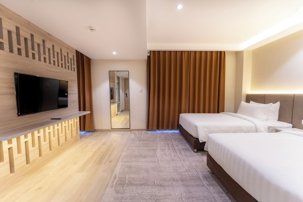 Studio, 2 Twin Beds - Photo 1