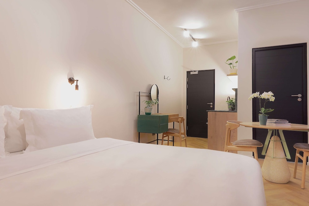Studio Suite, 1 King Bed photo 3