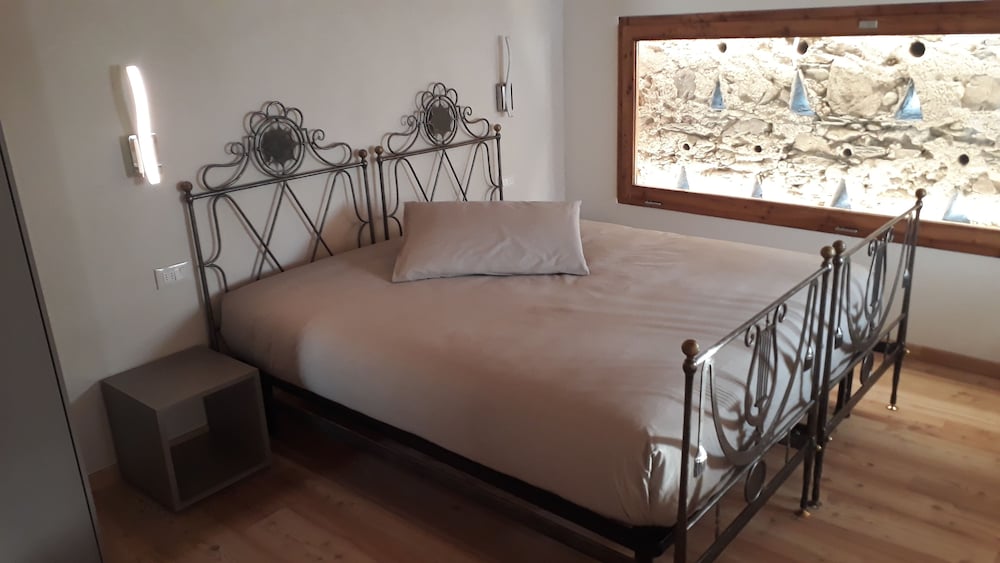 Suite photo 1