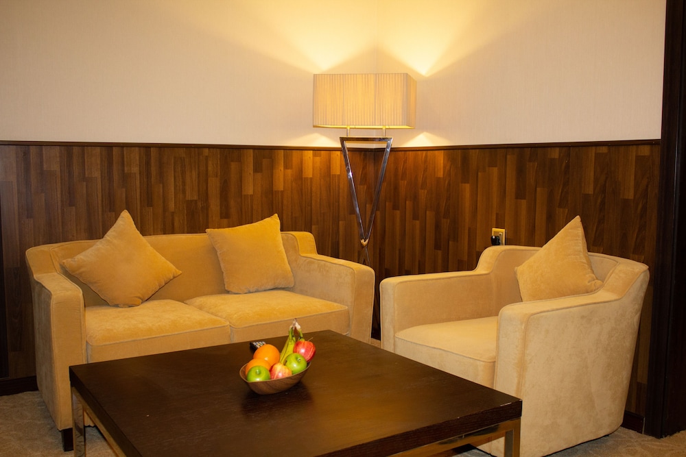 Junior Suite (Crown) - Photo 2
