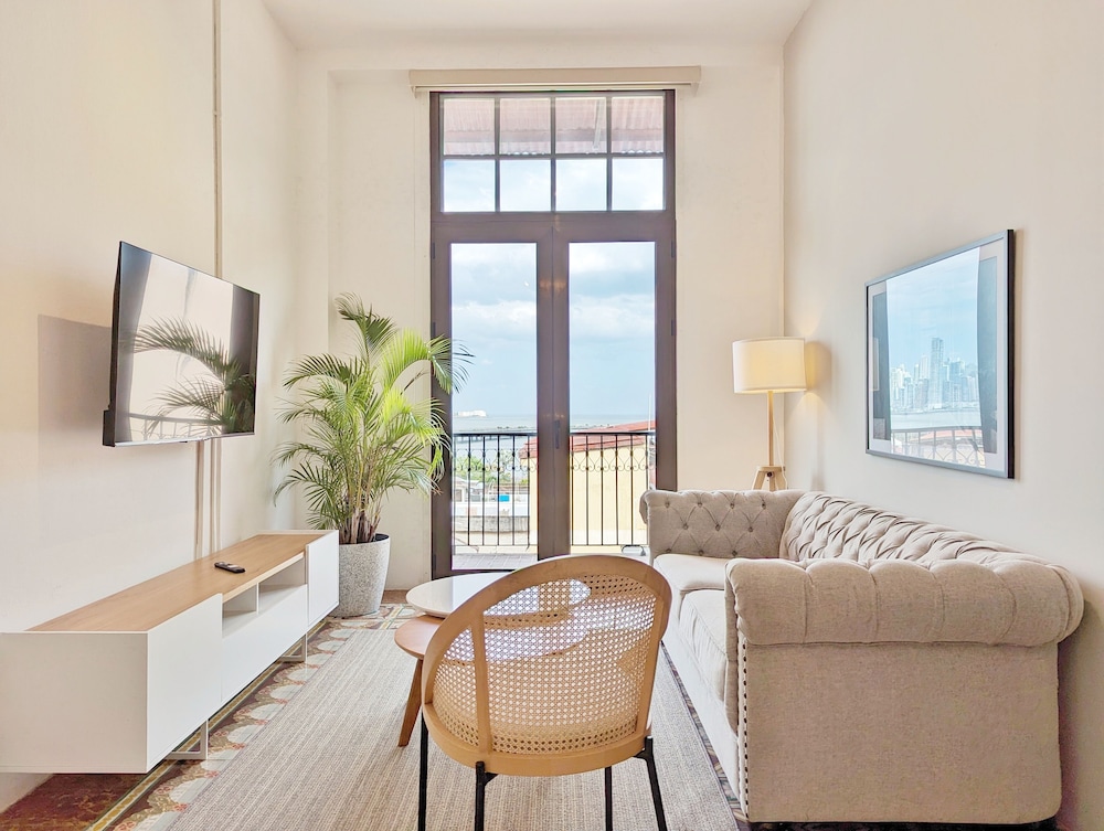 Apartment (4A) photo 1