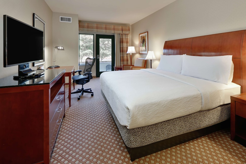 Room, Accessible photo 1