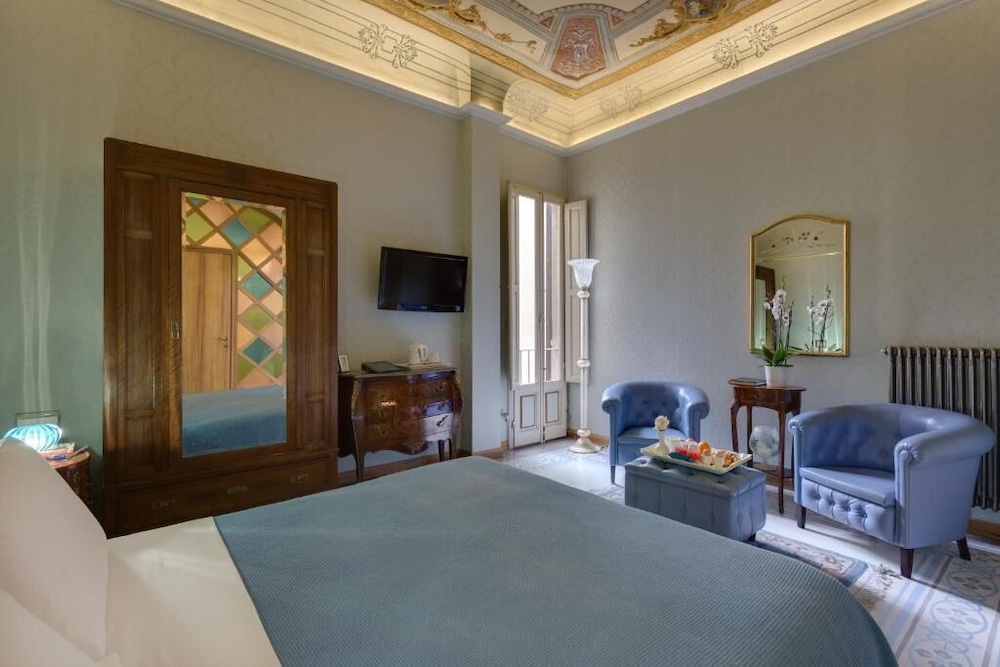 Superior Double Room photo 2