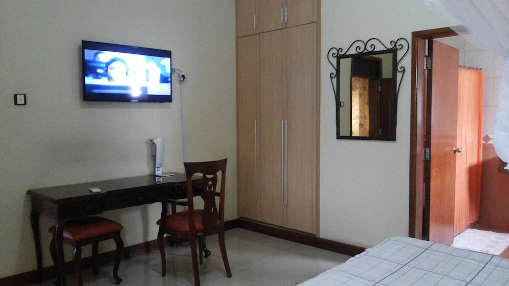 Executive Suite photo 2
