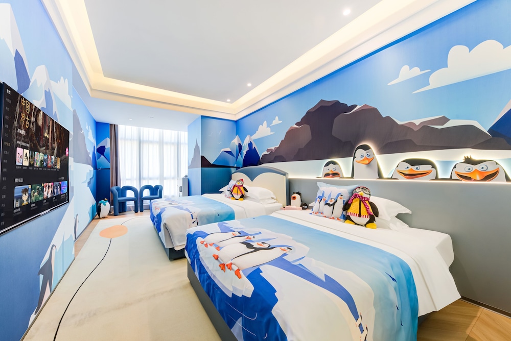Family Twin Bed room photo 1