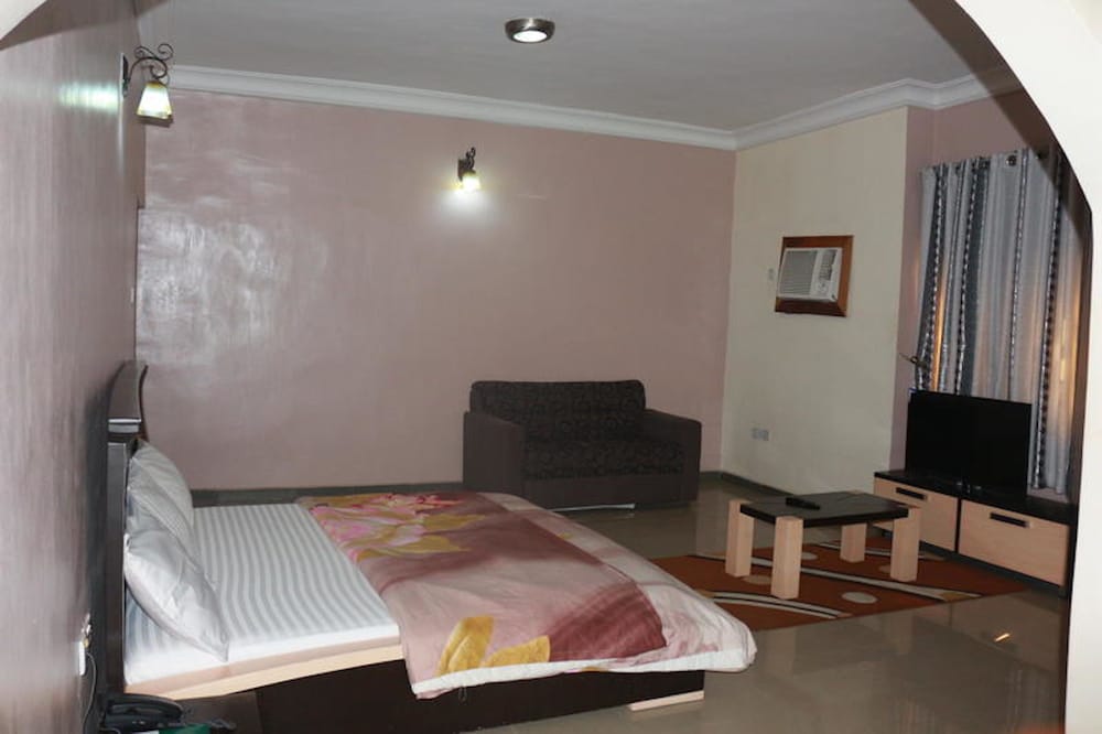 Executive Room (Diplomatic) - Photo 2