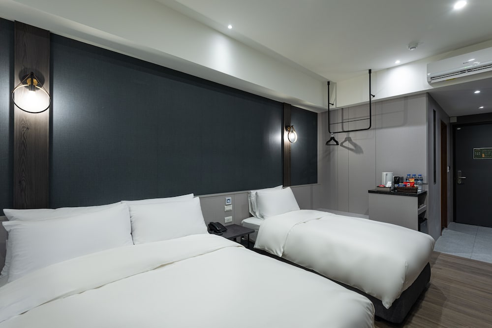 Superior Triple Room - Photo 5