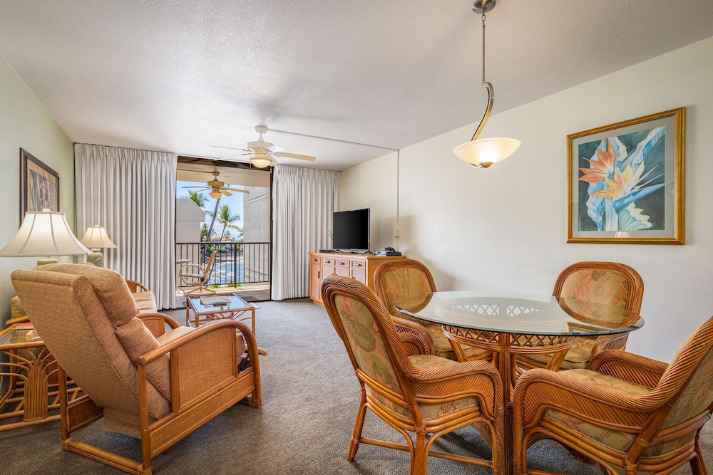 Room, 1 Bedroom, 2 Bathrooms, Partial Ocean View (Ext)