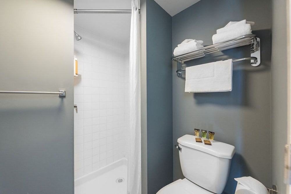 Room, 2 Double Beds, Private Bathroom