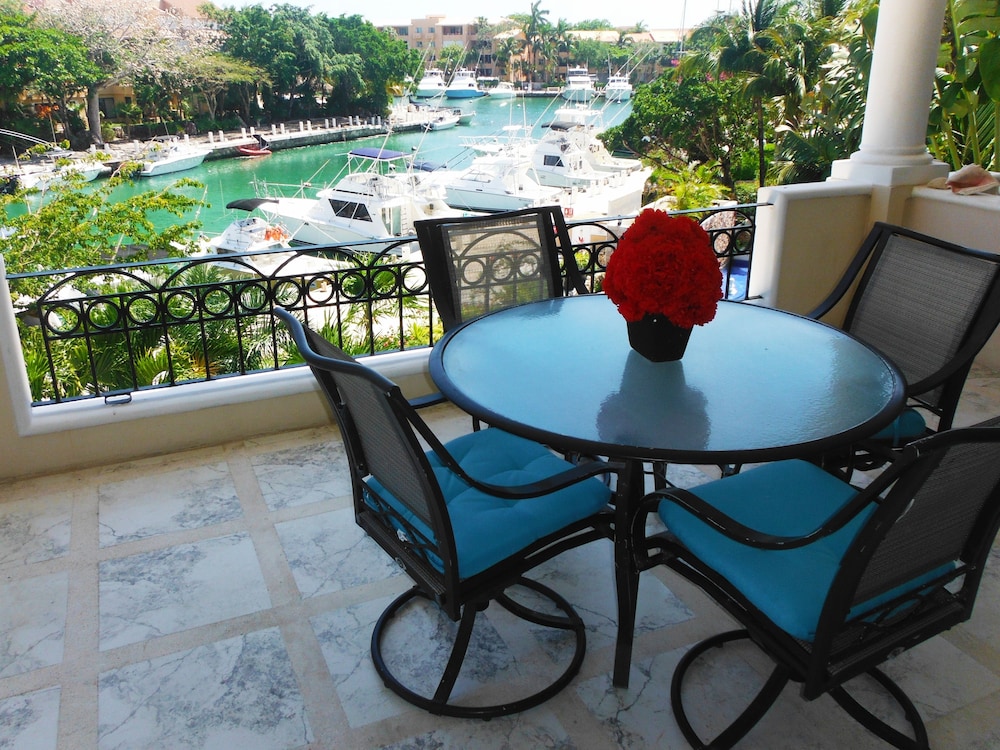 Superior Apartment, 1 Bedroom, Marina View photo 2