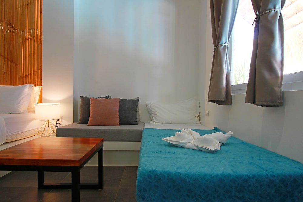 Deluxe Triple Room - Photo 12