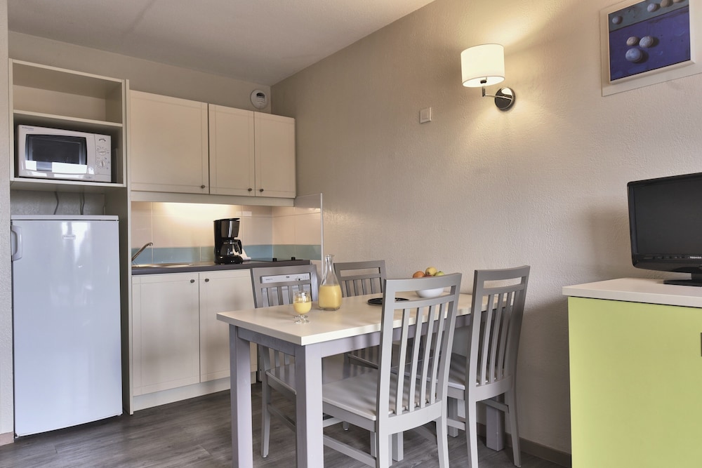 Standard - Apartment 6 people - 1 bedroom + 1 sleeping alcove photo 3