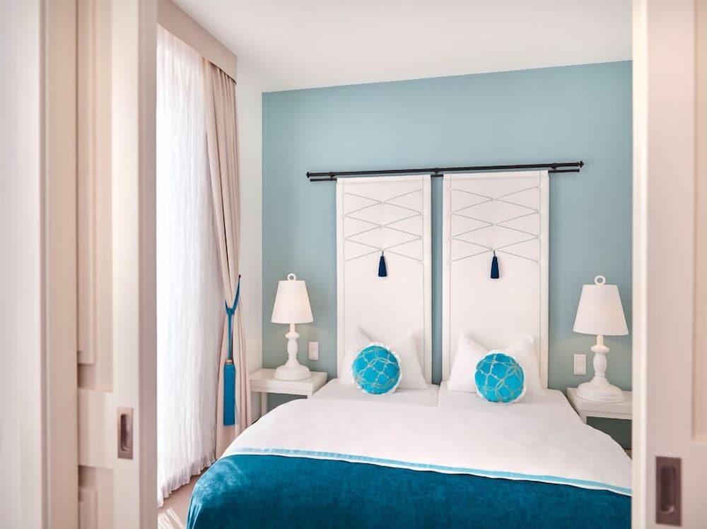 Premium Apartment, 1 Bedroom, Pool View