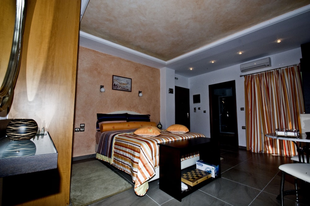 Superior Studio(triple), Beach View photo 1
