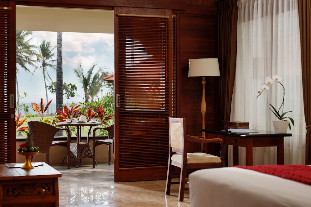 1 Bedroom Ocean View photo 2