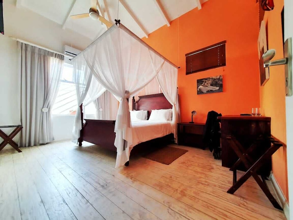 Basic Double Room photo 1