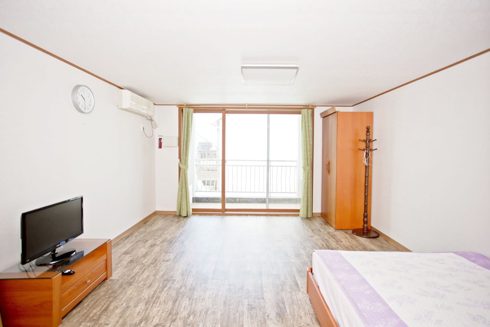 Standard Studio (Ondol) photo 3