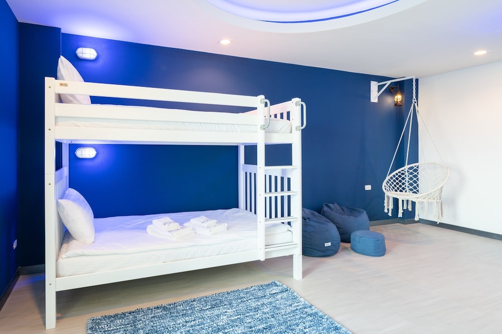 Family Suite - Photo 6