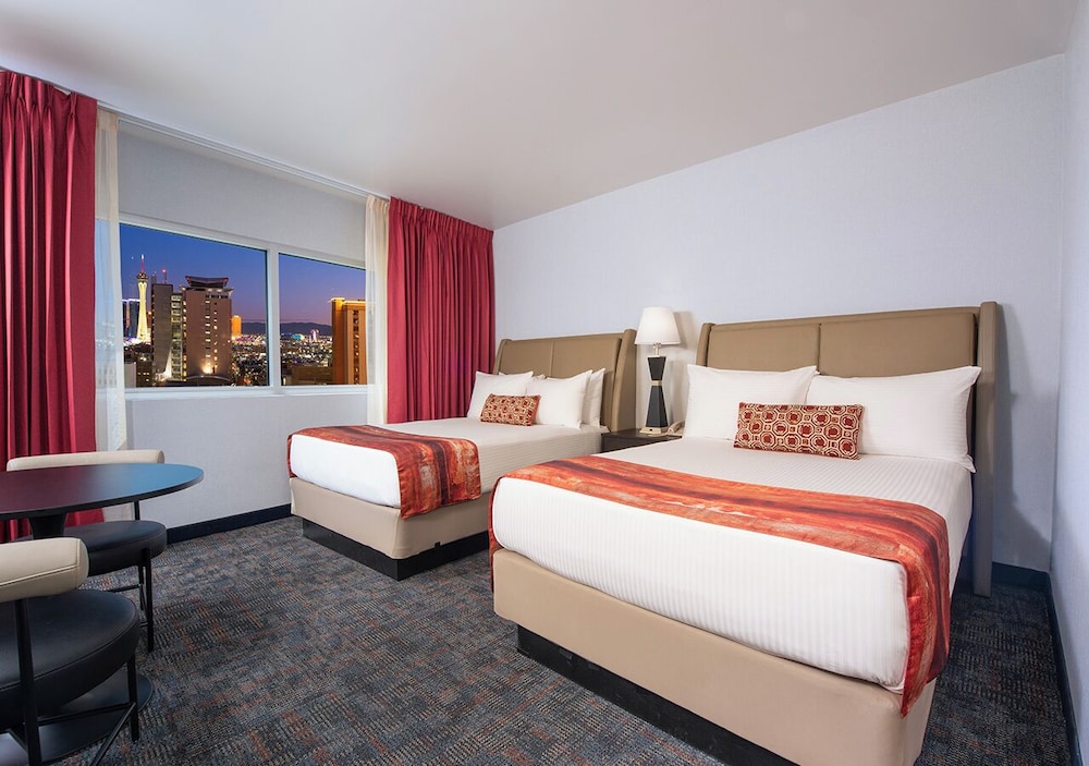 Two Doubles Room (No Resort Fee) photo 1