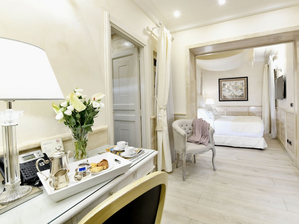Superior Double Room - Photo 1