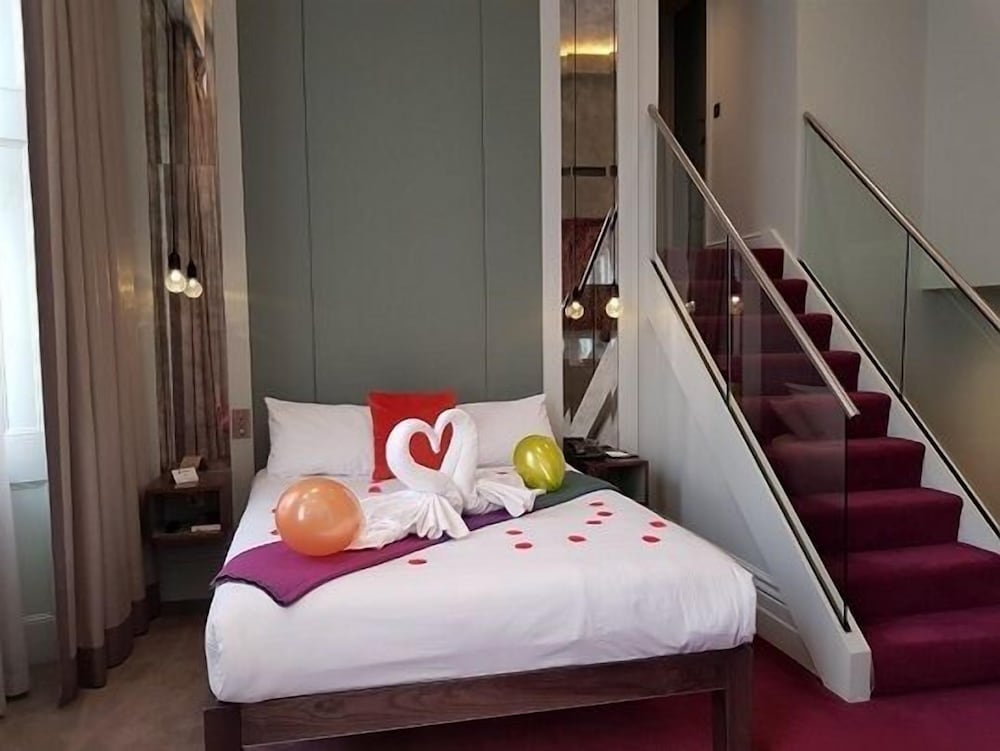 Executive Room photo 2