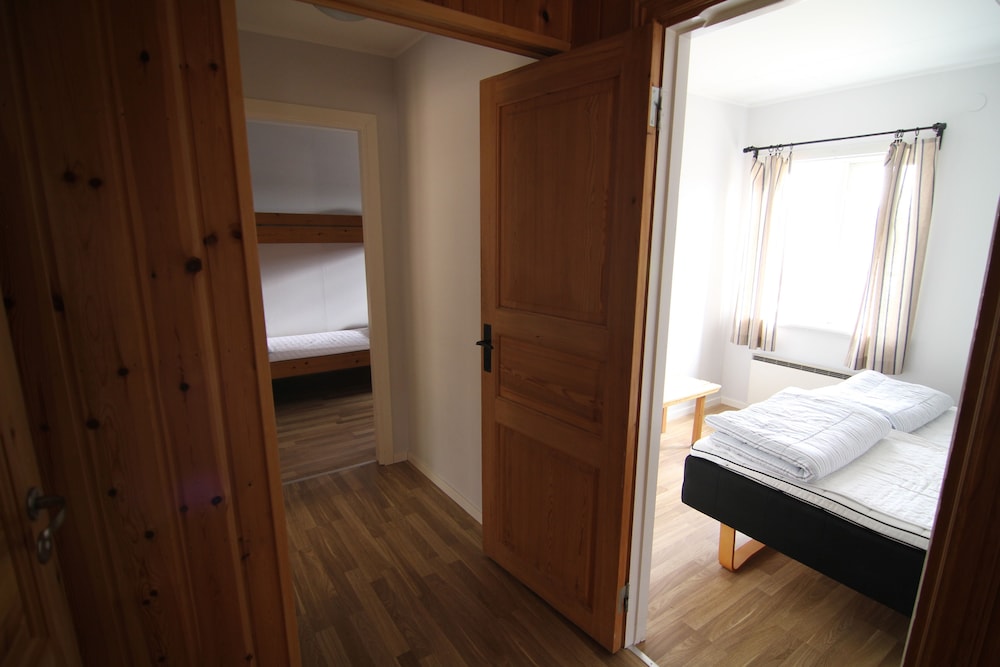 Basic Cottage (A) photo 2
