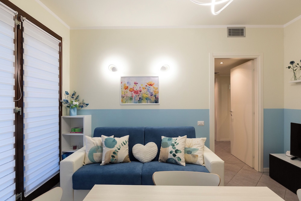 Deluxe Apartment, Garden View