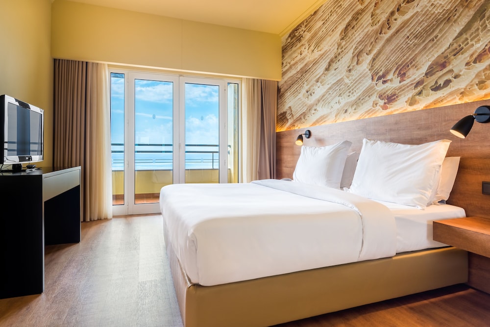 Double Sea View - Photo 1